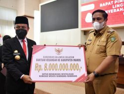 Rp8 M Bantuan Keuangan untuk Wisata Rammang-Rammang Maros, Gubernur Sulsel: Wisata Unggulan untuk Geliatkan PAD Desa.