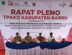 Pleno TPAKD Dihadiri OJK, Bupati Barru: Ini Bentuk Literasi dan Iklusi Keuangan