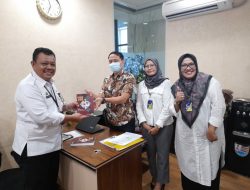 DPK Provinsi Sulsel dan Bank Sulselbar Kembali Berdonasi Buku