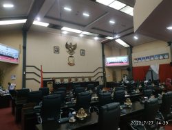 Rapat Paripurna DPRD Kota Makassar Molor Sejam dari Jadwal