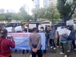 Turun ke Jalan, Aliansi Warga Muara Enim-Lahat Minta Kriminalisasi Titan Group di Stop