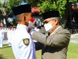 Taufan Pawe Kukuhkan Paskibra Parepare, Ini Pesan Penyemangatnya