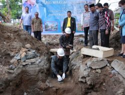 Letakkan Batu Pertama Pembangunan Kantor Klasis Makassar dan Gereja Toraja, Danny: Menyentuh Hati Umat Harus Dalam