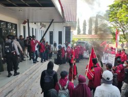 Aksi Demonstrasi IMM Sinjai, Enam Fraksi DPRD Ikut Tolak Kenaikan Harga BBM
