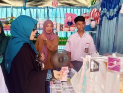Buka Pameran Expo di SMK, Erna Rasyid Motivasi Pelajar Jadi Entrepeneur Muda