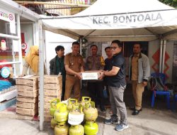 Yayasan Hadji Kalla Bantu Peralatan Masak Korban Kebakaran di Tallo dan Bontoala