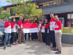 Jelang HUT Ke-77 RI, Pemkab Sidrap Bagikan Bendera Merah Putih Gratis ke Masyarakat