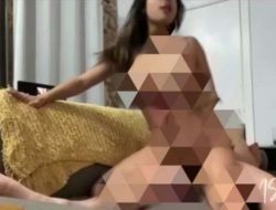 Lebih Hot Ketimbang Kebaya Merah, Video Mesum Selebgram Bali WOT di Sofa Tanpa Topeng