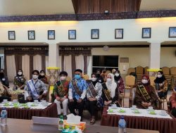 Erna Rasyid Taufan Edukasi Stunting ke Finalis Duta GenRe Parepare