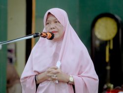 Hasnah Syam Hadiri Pengajian Rutin Kelompok Pengajian Nurulhuda di Masjid Agung Barru