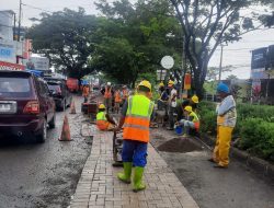 Bahayakan Pengendara, Dinas PUTR Sulsel Lakukan Penanganan Darurat Jalan Hertasning