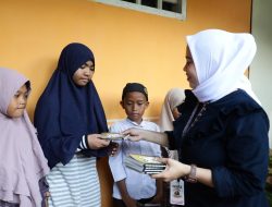 Relawan Mak Ganjar Salurkan Iqra hingga Makanan Siap Saji di Gowa: Pacu Semangat Literasi Al-Qur’an