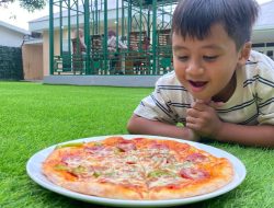 Nikmatnya Sajian Pizza di Terracotta Bikin Nagih