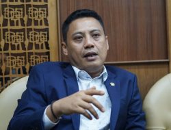 Andi Iwan Aras: Masyarakat Sulsel Harus Diedukasi Soal Aturan Kereta Api