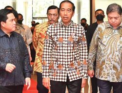 Arifki Chaniago: Presiden Jokowi Tunda Reshuffle demi Keseimbangan Politik