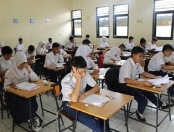 Gubernur NTT, Viktor Bungtilu Laiskodat Tetapkan Jam Masuk Sekolah Pukul 5 Pagi