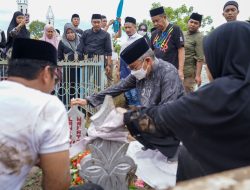 Lepas Jenazah Megawati Pawe, Taufan Pawe Minta Permohonan Maaf Masyarakat