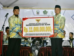 Gubernur Andi Sudirman Serahkan Bantuan Keuangan Rp11 Miliar untuk Pembangunan Masjid Agung Selayar Tahap II