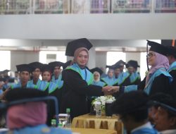 UIM Lepas 449 Wisudawan, Plt Rektor, Majdah M Zain: Jaga Nama Baik Almamater