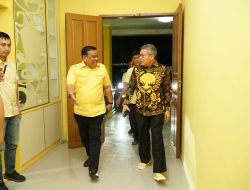 Taufan Pawe dan Fashar Padjalangi Saling Dukung di Dapil Sulsel II