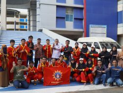 Warek III Lepaskan Kontingen Tapak Suci Unismuh Makassar Menuju Kejuaraan pencak Silat Piala Menpora