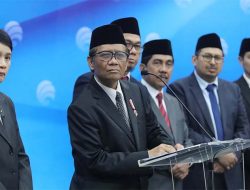 Mahfud MD: Jaringan Proyek BTS yang Dikorupsi Mulai Tersambung