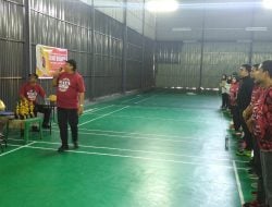 Sambut HUT RI Ke-78 dan Hari Jadi Sulsel Ke-354, Dinsos Sulsel Gelar Badminton Internal Tournament