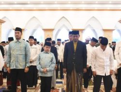 Anggota DPRD Sinjai Salat Idulfitri 1444 Hijriah di Masjid Islamic Center