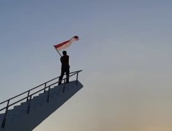 Maros Highland Gelar Night Camp dan Pembentangan Bendera Sepanjang 100 Meter di HUT RI ke-78