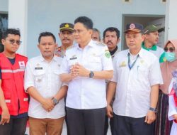 Suardi Saleh Mengunjungi Sekaligus Menyerahkan Bantuan Bagi Para Korban Bencana Puting Beliung