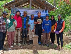 Tumbuhkan Potensi Lokal, Tim PKM Adakan Pelatihan Meliponikultur di Sinjai Tengah