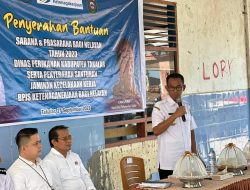 Serahkan Bantuan Nelayan, Pj Bupati Takalar Harap Hasil Tangkapan Meningkat