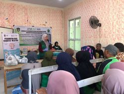 LPkM UMI Sasar Sanrobone Takalar Edukasi Masyarakat Terkait Self Care Holistik Diabetes Mellitus