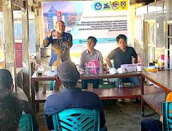 Unifa Latih Warga Desa Cikoang dalam Pembuatan Garam Spa