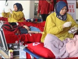 PT KPF Gelar Donor Darah di Unhas, Pendonor Diberi Tanda Cinta