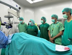 RS Mata Makassar Bagikan Kacamata dan Operasi Mata Gratis Bagi 250 Orang