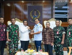 Komandan Kosek II Marsma TNI Dedy Ilham Suryanto Salam Temui Pj Gubernur Sulsel