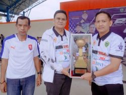 Bupati Barru Buka Secara Resmi Turnamen Sepakbola di Lapangan Sumpang Binangae