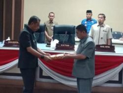 Rapat Paripurna, Pj Wali Kota Serahkan LKPJ Wali Kota Tahun 2023