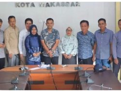 Kabag Humas dan Protokol DPRD Makassar Sambut Komisi III DPRD Kabupaten Polman