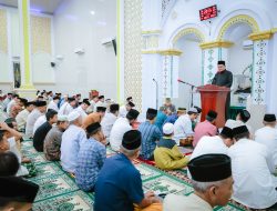 Safari Ramadhan di Masjid Sumpang Binangae, Bupati Barru: Kita Terus Jaga Silaturahmi