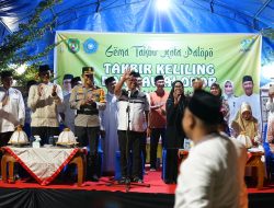 Pemkot Palopo Bersama Unsur Forkompinda Pawai 1.000 Obor Malam Takbiran