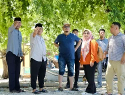 Kunjungan dan Salat Jumat di Pulau Libukang, Junaedi Bakri Serap Aspirasi Petani Rumput Laut dan Nelayan