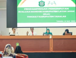 Pj Bupati Takalar Bersama Pj Ketua TP PKK Hadir di Evaluasi KLA