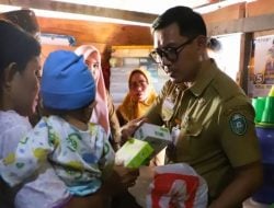 Atasi Stunting, Kadis PPKB Parepare Turun Langsung Beri Bantuan di Kelurahan Ujung Sabbang dan Kampung Pisang
