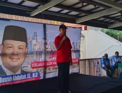 Mantan Ketua PAN Makassar Busrah Abdullah Deklarasi Maju Pilwalkot