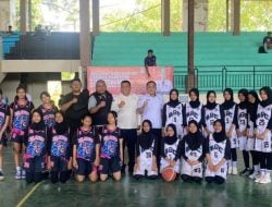 Buka Kompetisi Bola Basket Tingkat SMP dan SMA se-Kota Parepare, Kepala DKOP: Diharapkan Melahirkan Bibit-bibit Atlet