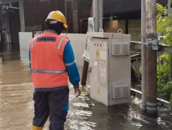 PLN Tanggap Pulihkan Pasokan Listrik akibat Banjir di Kabupaten Sidrap dan Soppeng