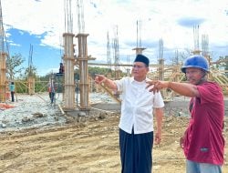 Pantau Progres Pembangunan Masjid Raya, Bupati Barru Kunjungi Lokasi Proyek