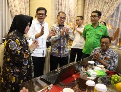 Deklarasi Danny-Azhar dan Indira-Fauzi Bernuansa Pesta Rakyat, Borong Gerobak Makanan untuk Puluhan Ribu Massa